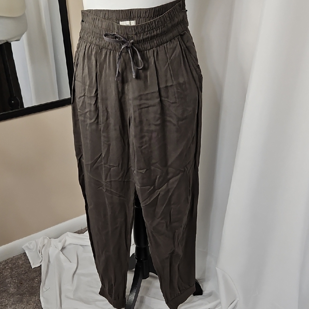 TNA Women's Joggers - Charcoal